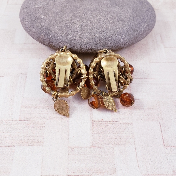 RARE VINTAGE NAPOLEON, GENERAL BONAPARTE CLIP EARRINGS - Picture 7 of 7